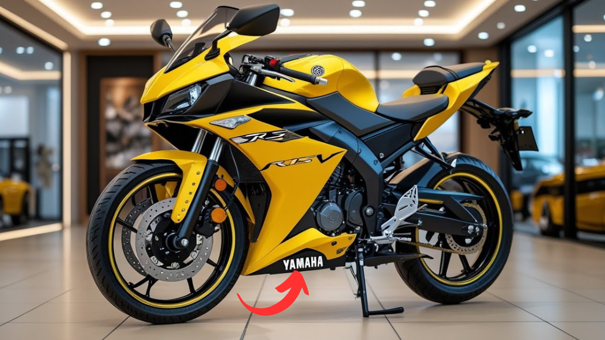 New Yamaha R15 V5 vs KTM RC 200 – Entry-Level Supersport Clash of 2025